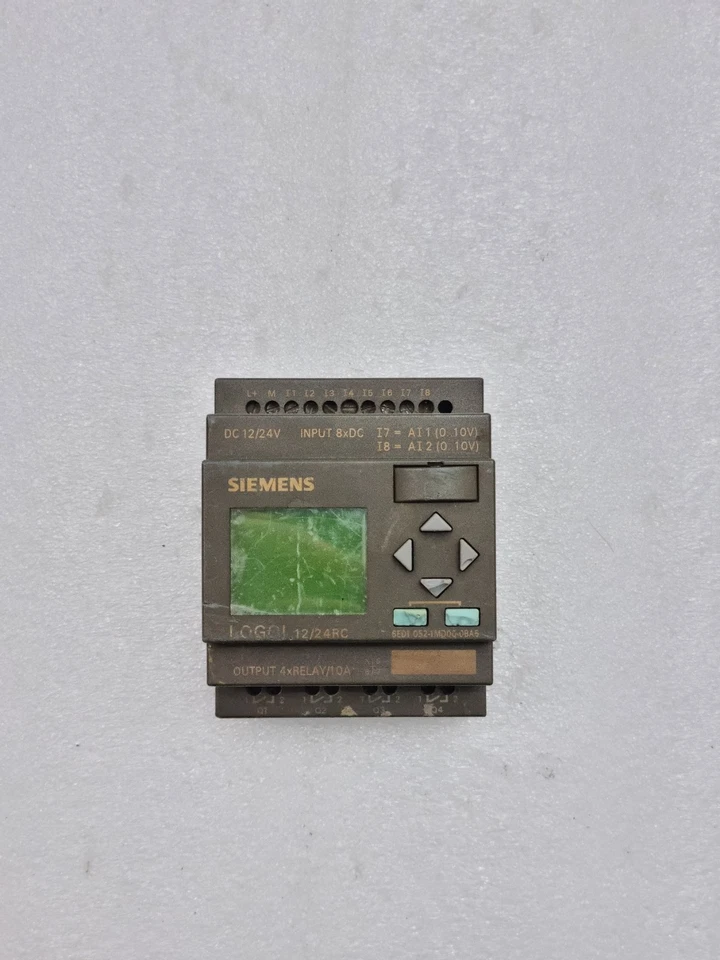 Siemens 6ED1052-1MD00-0BA5 Logo ! 12/24RC Dc12/24V (Used | Cosmetic Damaged)